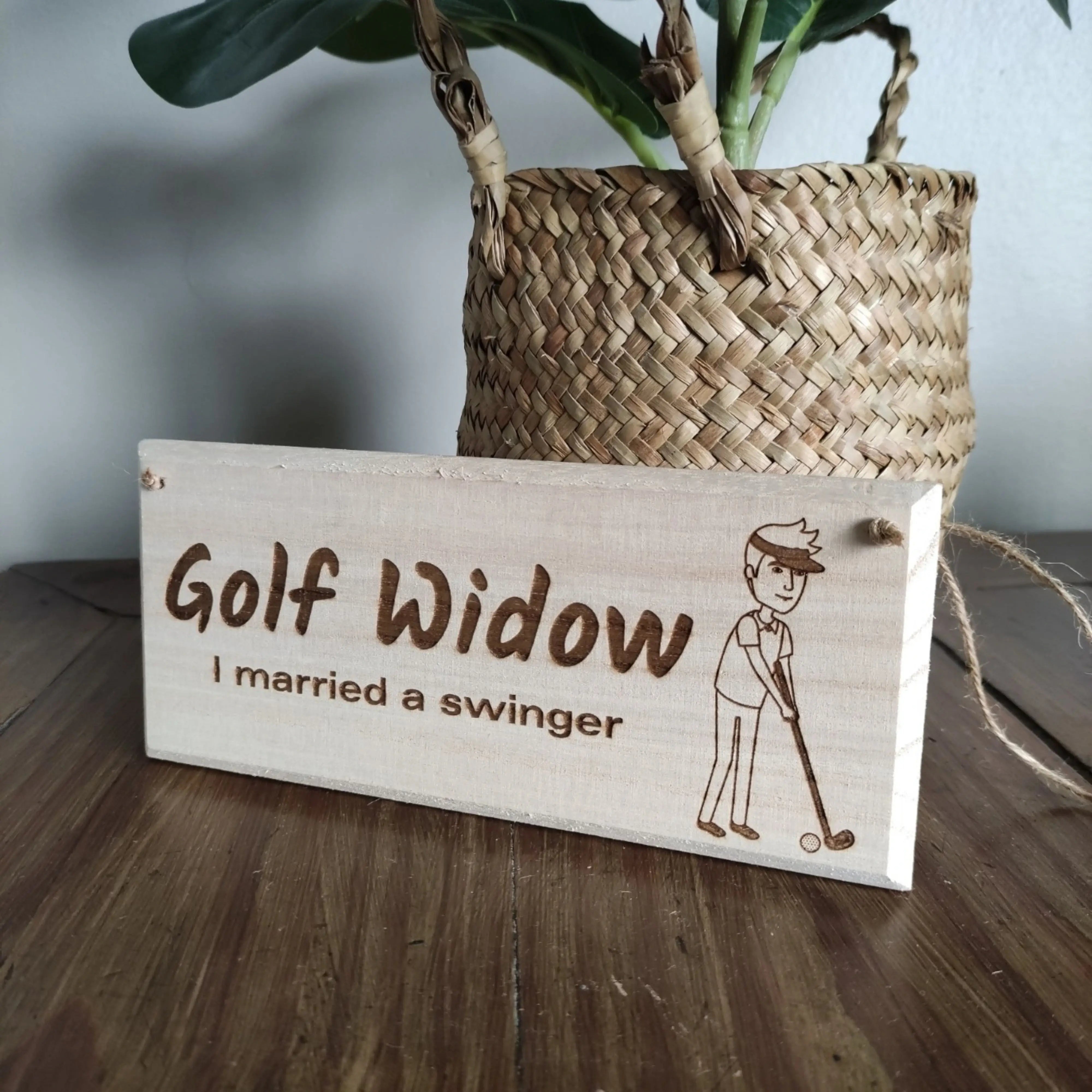 Funny Golf Sign | I Married A Swinger | Golf Gifts Direct UK